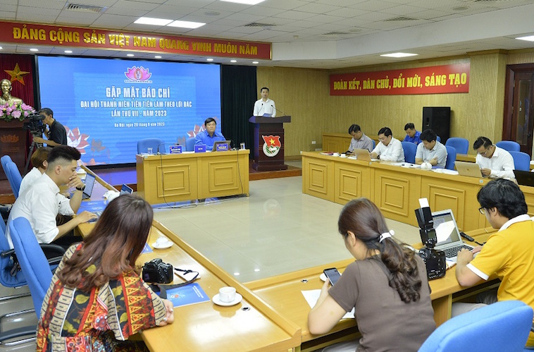 Biểu dương 420 thanh niên tiên tiến làm theo lời Bác