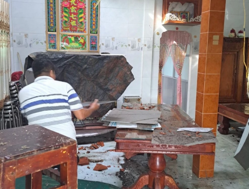 Long An Hỗ trợ người dân khắc phục hậu quả mưa dông, lốc xoáy