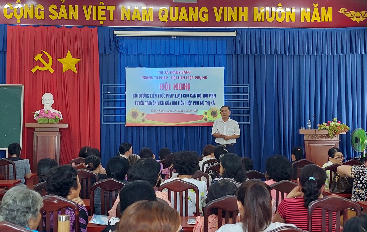 Tuyên truyền bình đẳng giới khi xảy ra tranh chấp trong hôn nhân gia đình
