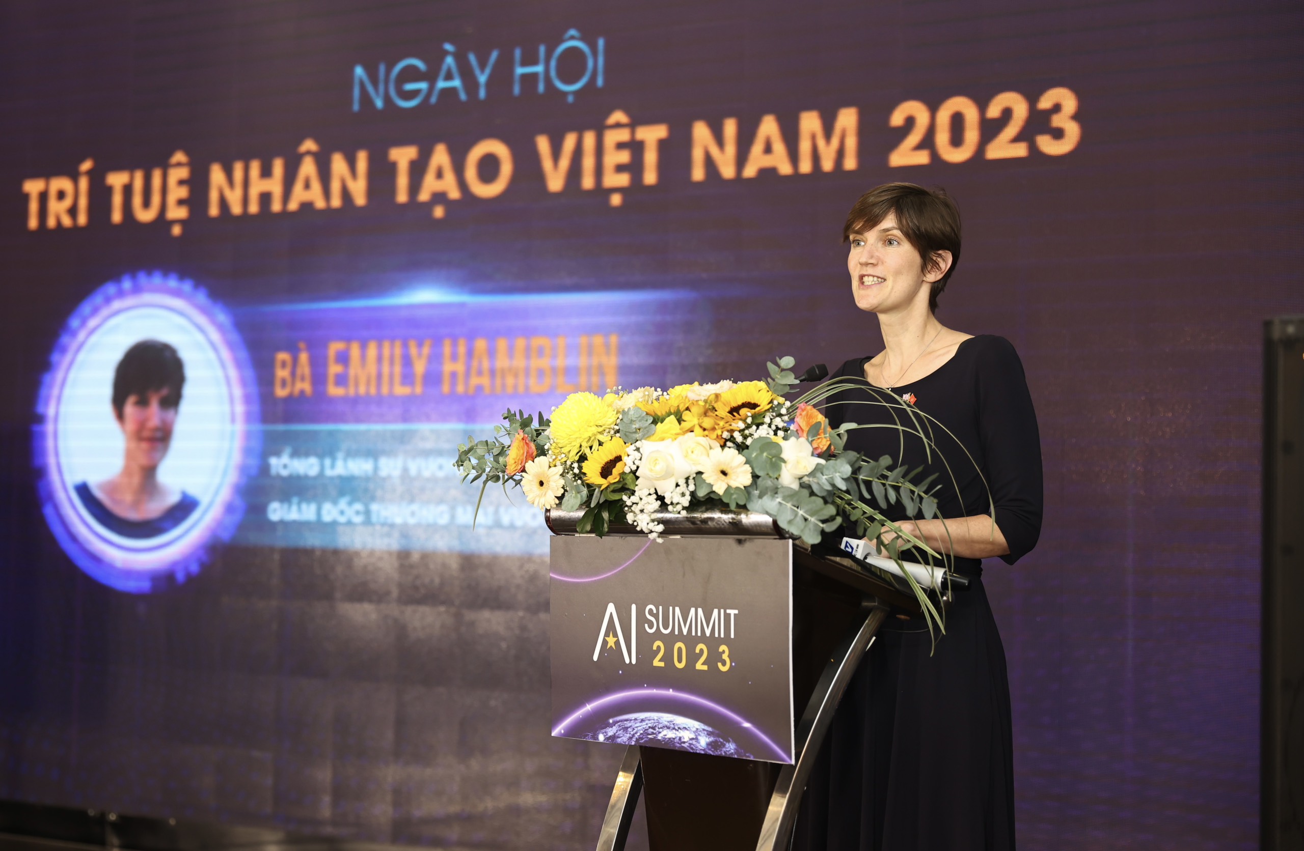 Anh và Việt Nam chia sẻ kinh nghiệm về sử dụng Trí tuệ nhân tạo