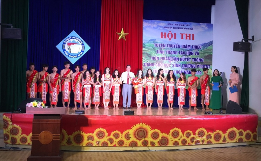 Khánh Hòa Đa dạng các hình thức tuyên truyền giảm thiểu tình trạng tảo hôn và hôn nhân cận huyết thống