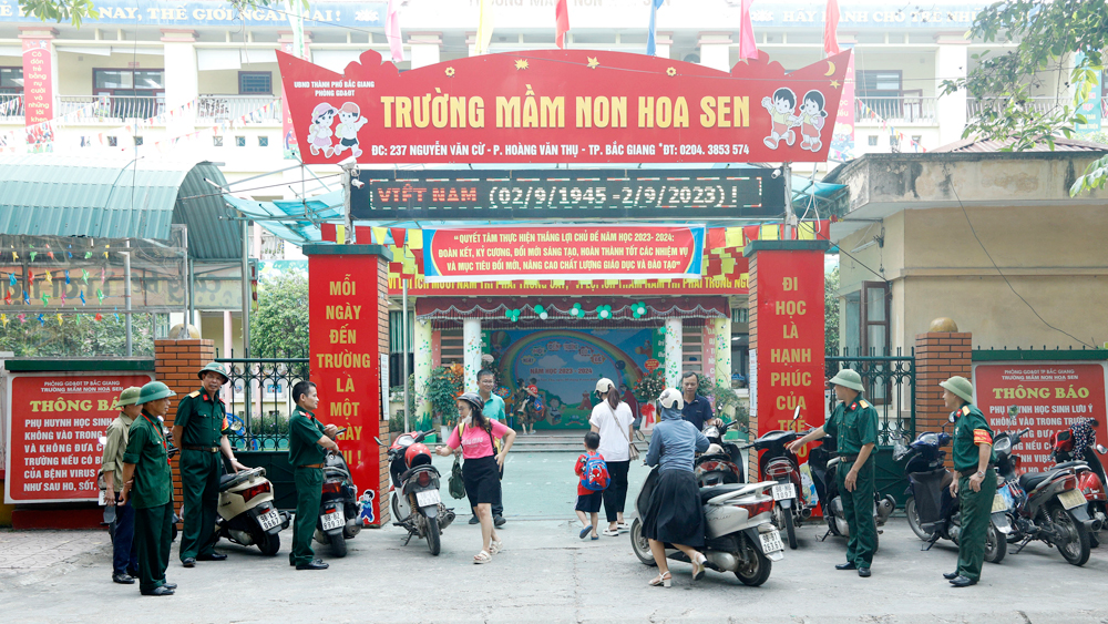 Cựu chiến binh tham gia bảo đảm an toàn giao thông