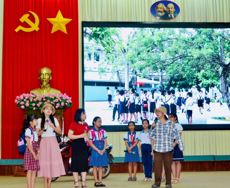 Giao lưu sáng kiến “Gia đình có trách nhiệm thực hiện an toàn giao thông”