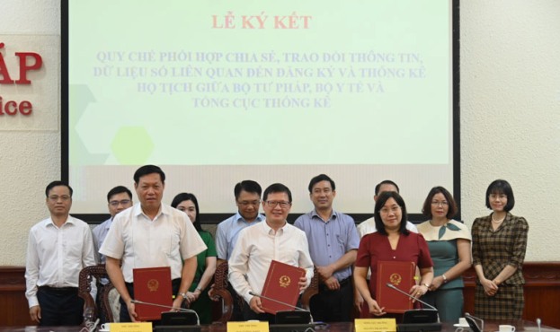 Đẩy mạnh việc phối hợp trao đổi dữ liệu về đăng ký, thống kê hộ tịch