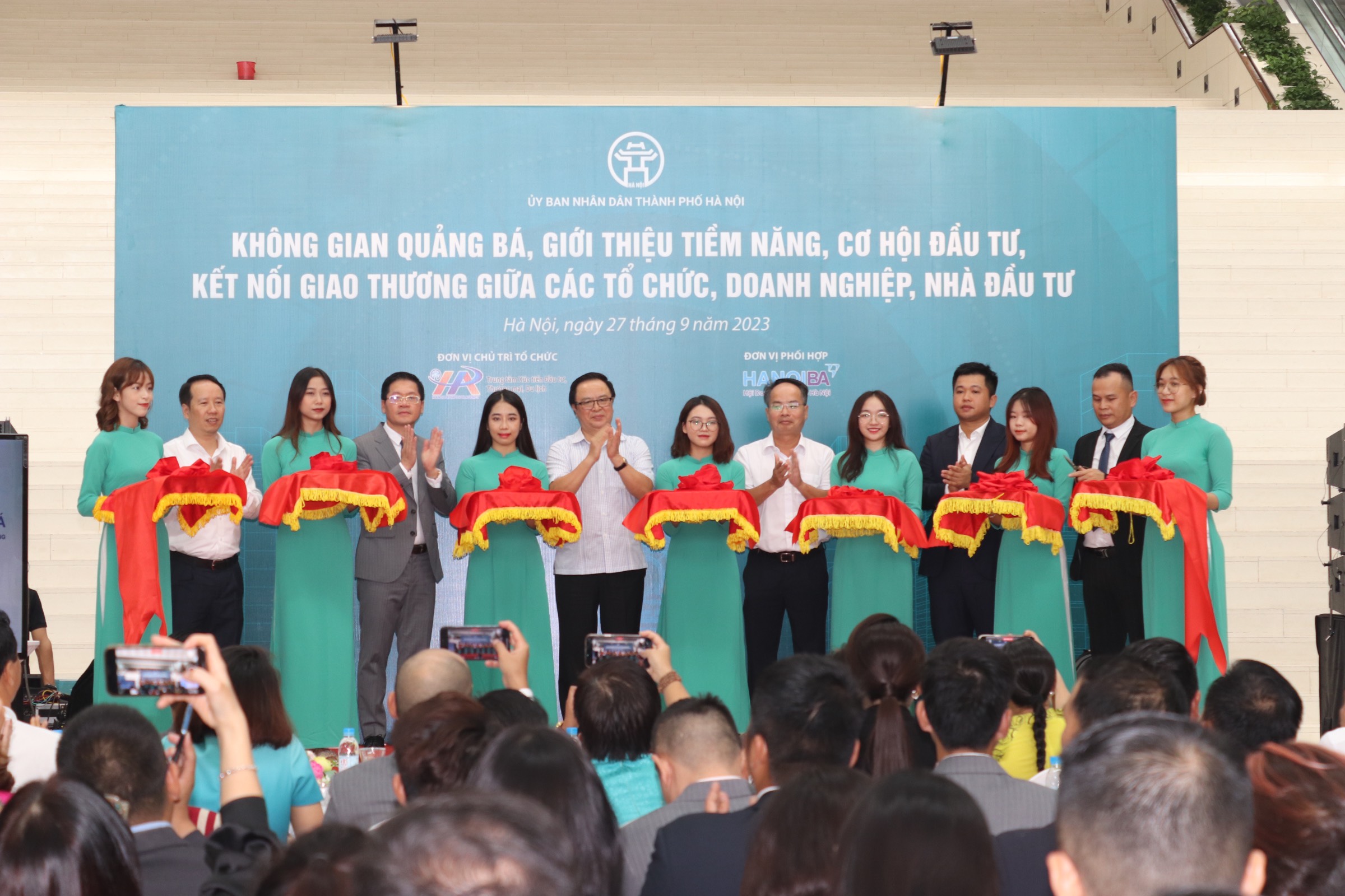 Tăng cường kết nối giao thương giữa Hà Nội và các nhà đầu tư quốc tế
