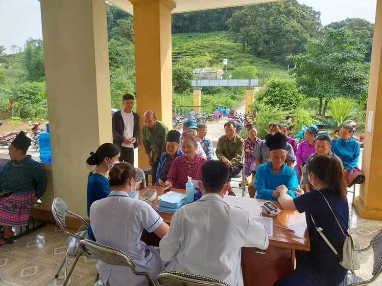 Ưu tiên nguồn lực cho y tế, dân số vùng dân tộc thiểu số, miền núi