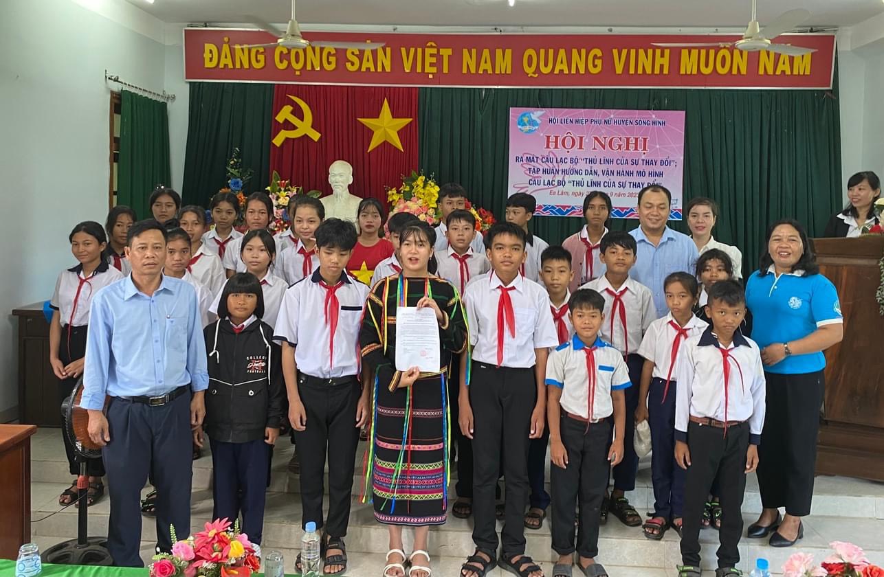 Ra mắt Câu lạc bộ “Thủ lĩnh của sự thay đổi tại xã Ea Lâm