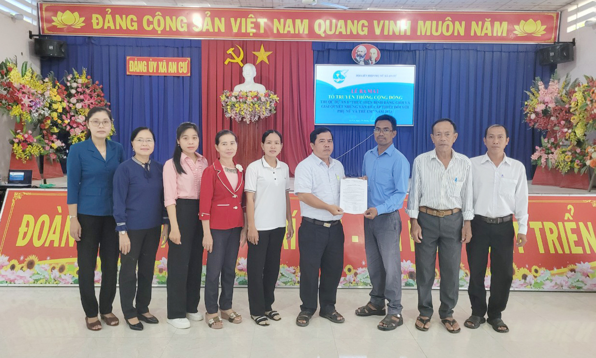 Tịnh Biên Ra mắt 12 tổ truyền thông cộng đồng đầu tiên