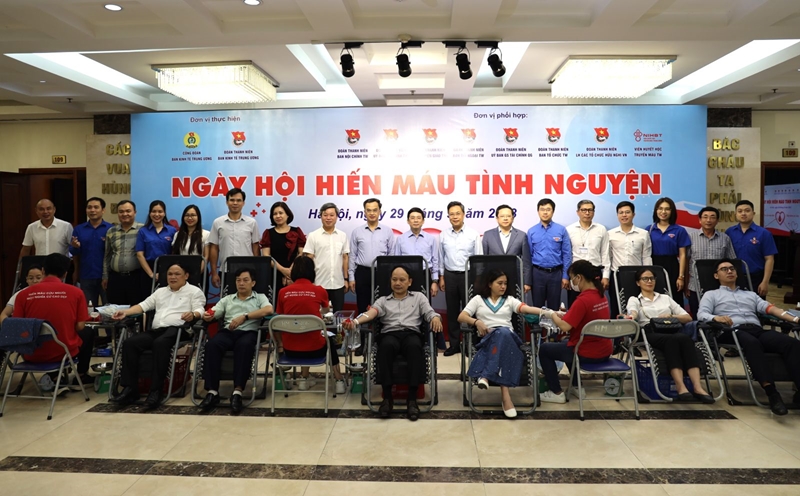 Lan tỏa thông điệp “một giọt máu cho đi, một cuộc đời ở lại”