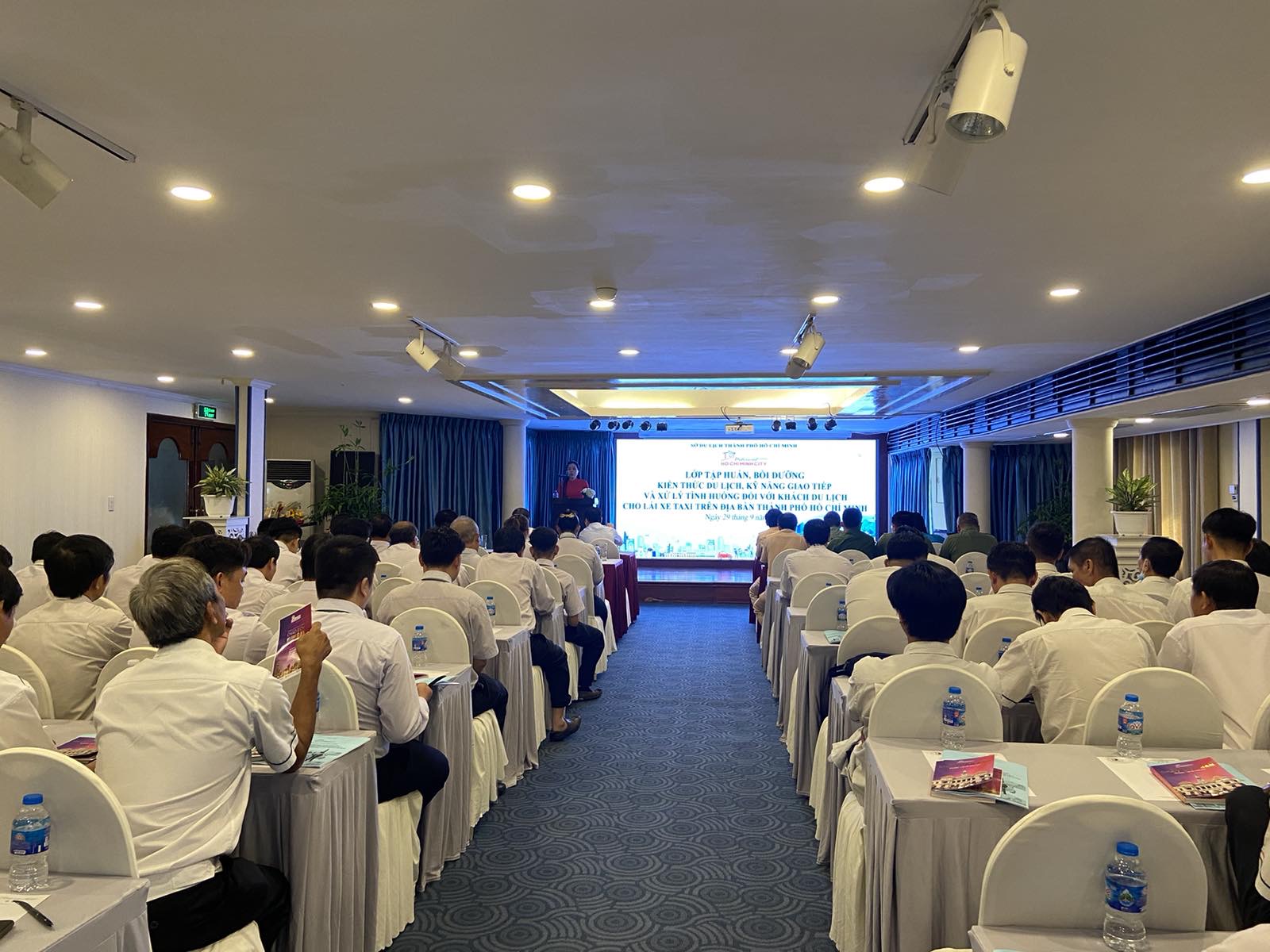 Tạo dựng hình ảnh đẹp “Mỗi lái xe taxi là một đại sứ du lịch”