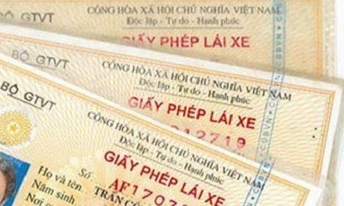 Bộ Giao thông Vận tải đồng tình đổi vật liệu bằng lái xe