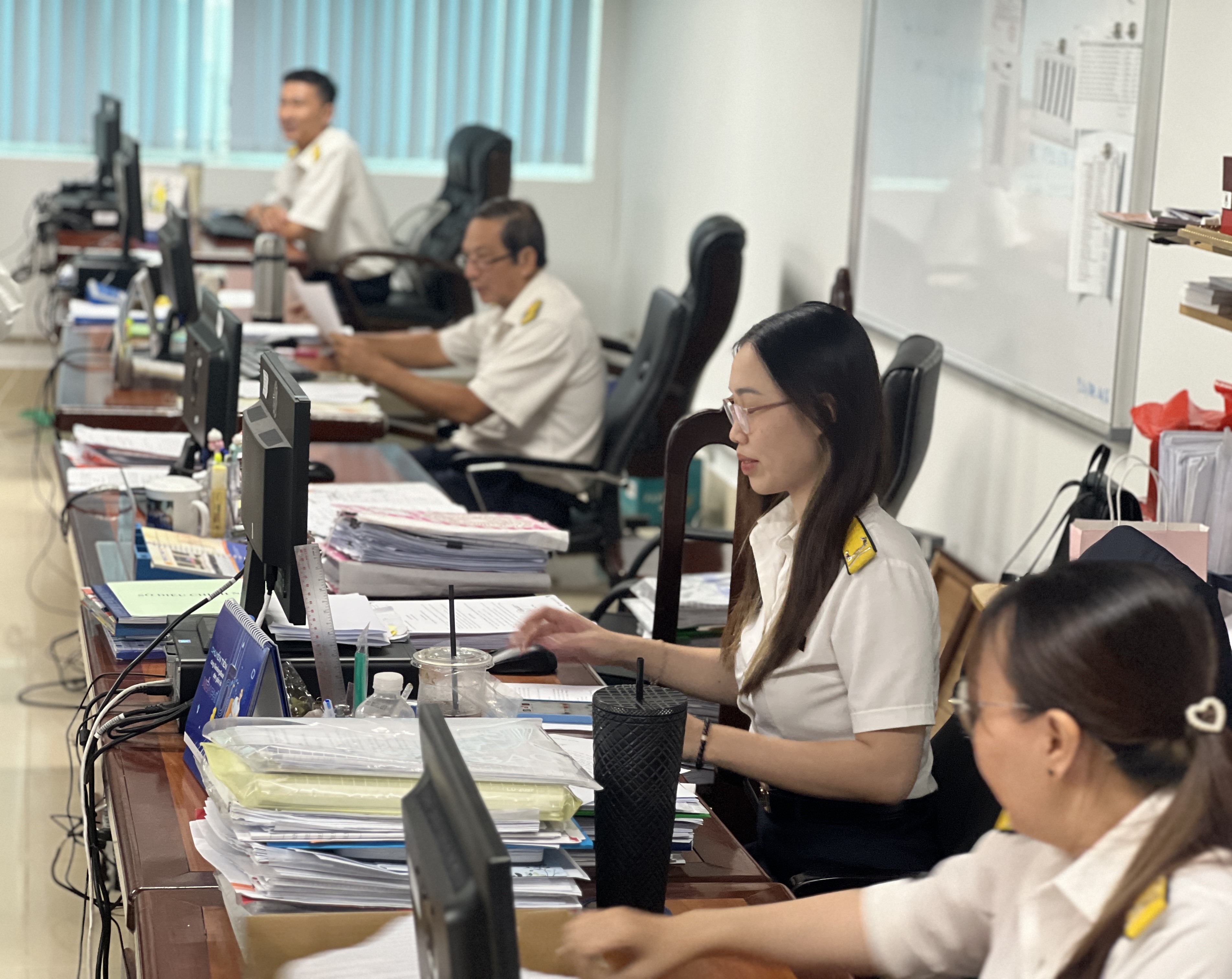 Thu ngân sách từ thuế giảm so với cùng kỳ