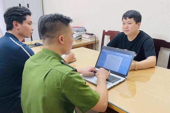 Phá đường dây lừa đảo bán thuốc qua mạng với hơn 7 000 bị hại