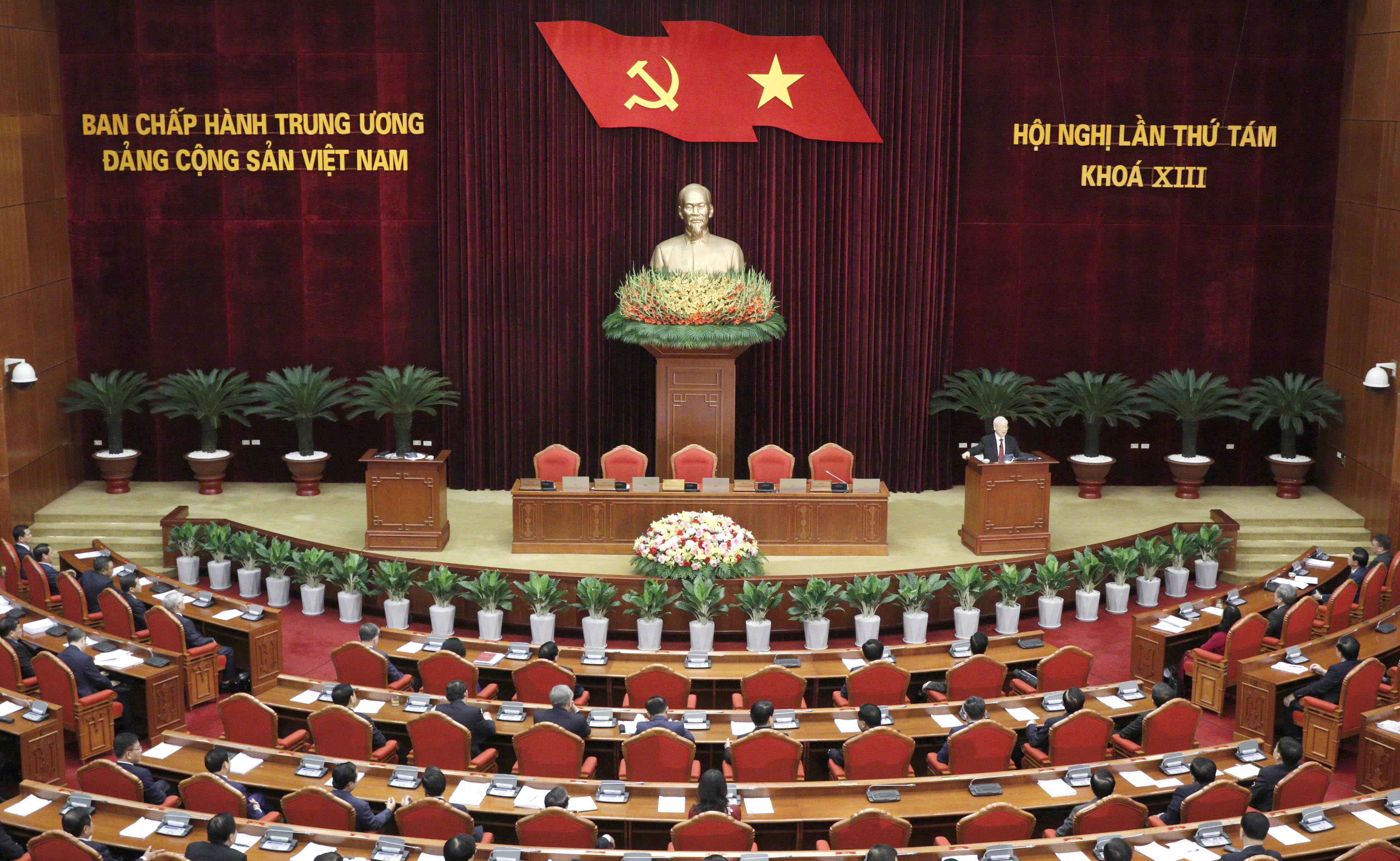 Ban hành Nghị quyết nâng cao chất lượng chính sách xã hội