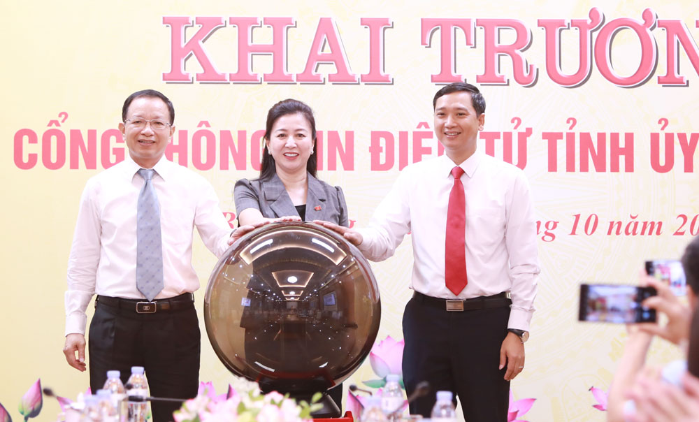 Khai trương Cổng thông tin điện tử Tỉnh ủy Bắc Giang