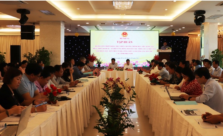 Tháo gỡ khó khăn, vướng mắc trong triển khai Chương trình phát triển vùng DTTS MN