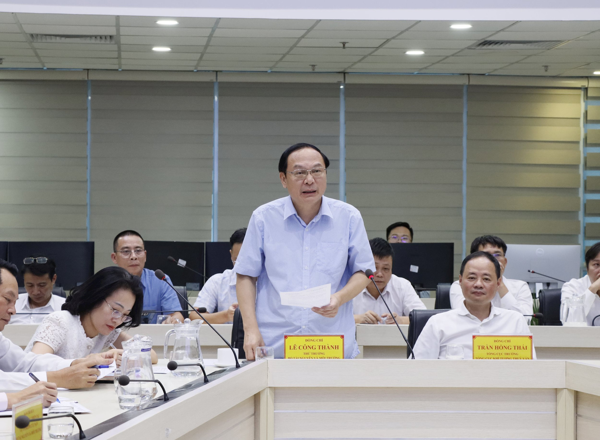 Theo dõi chặt chẽ mưa lớn ở miền Trung để cảnh báo kịp thời