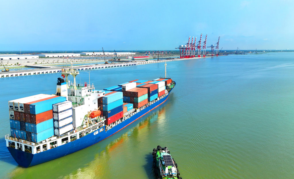 Long An Kết quả toàn diện sau nửa nhiệm kỳ thực hiện Nghị quyết Đại hội Đảng bộ tỉnh