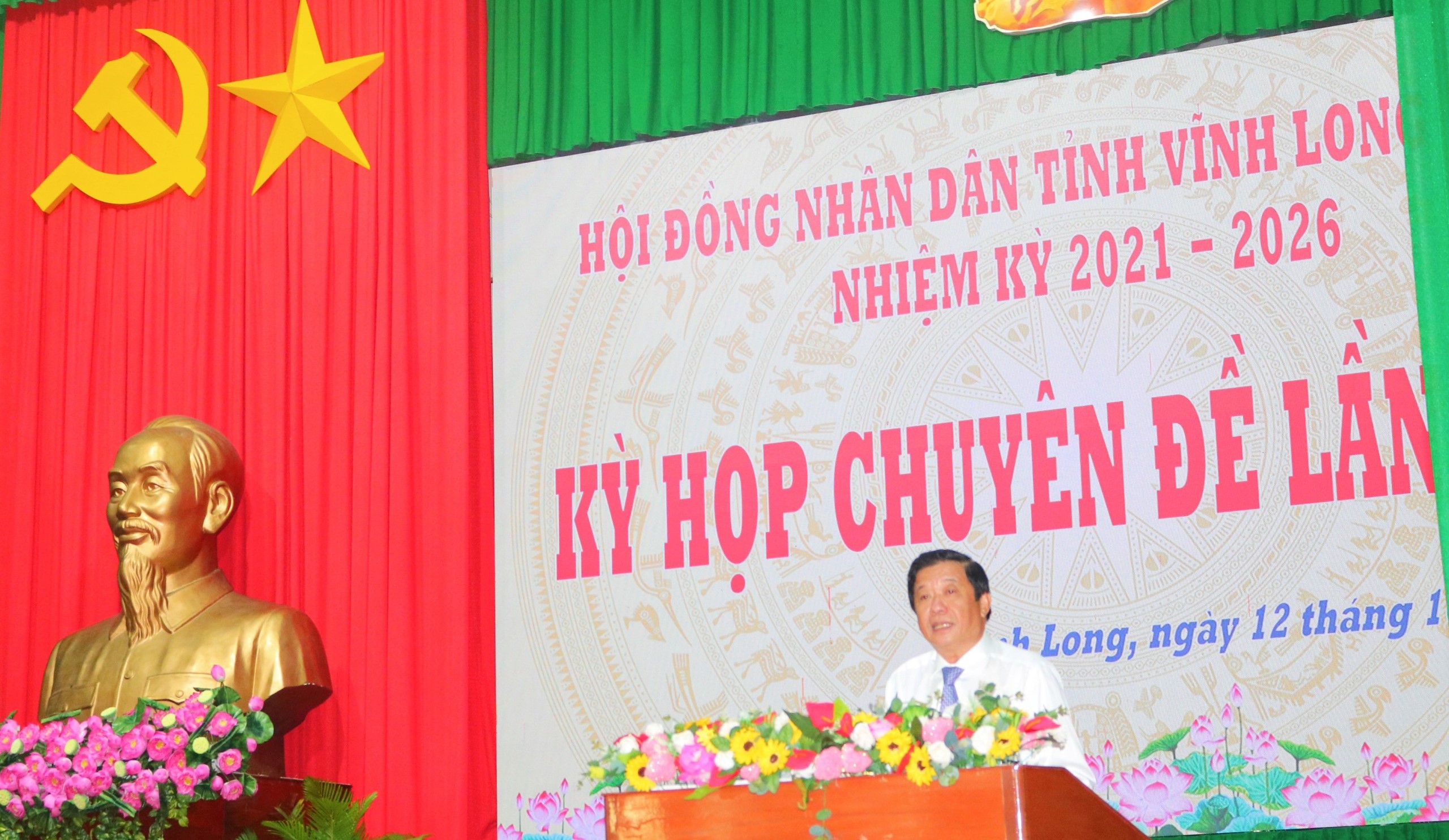 HĐND tỉnh Vĩnh Long thông qua 15 nghị quyết quan trọng