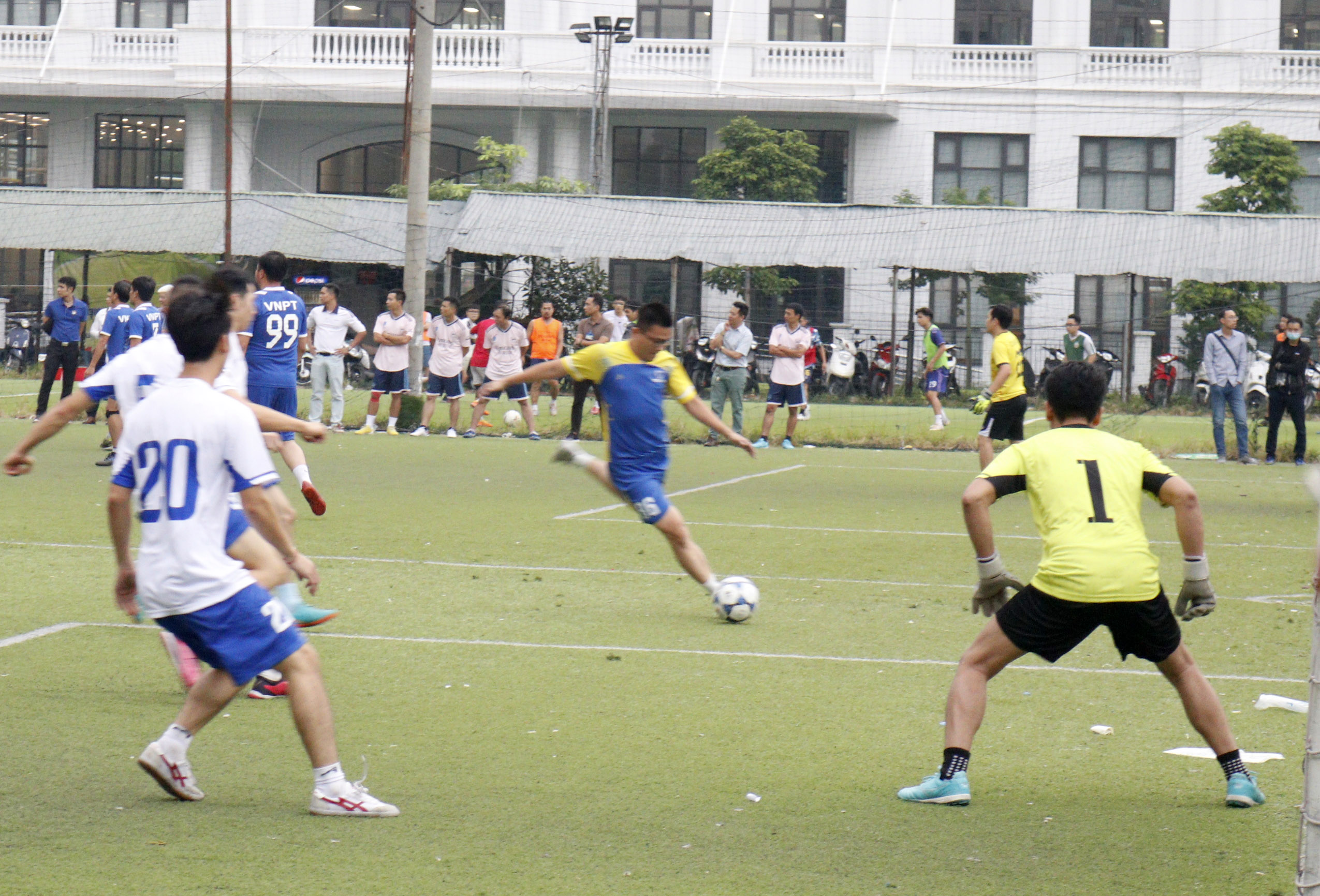 Sôi nổi Giải bóng đá tuổi trẻ VNPT 2023