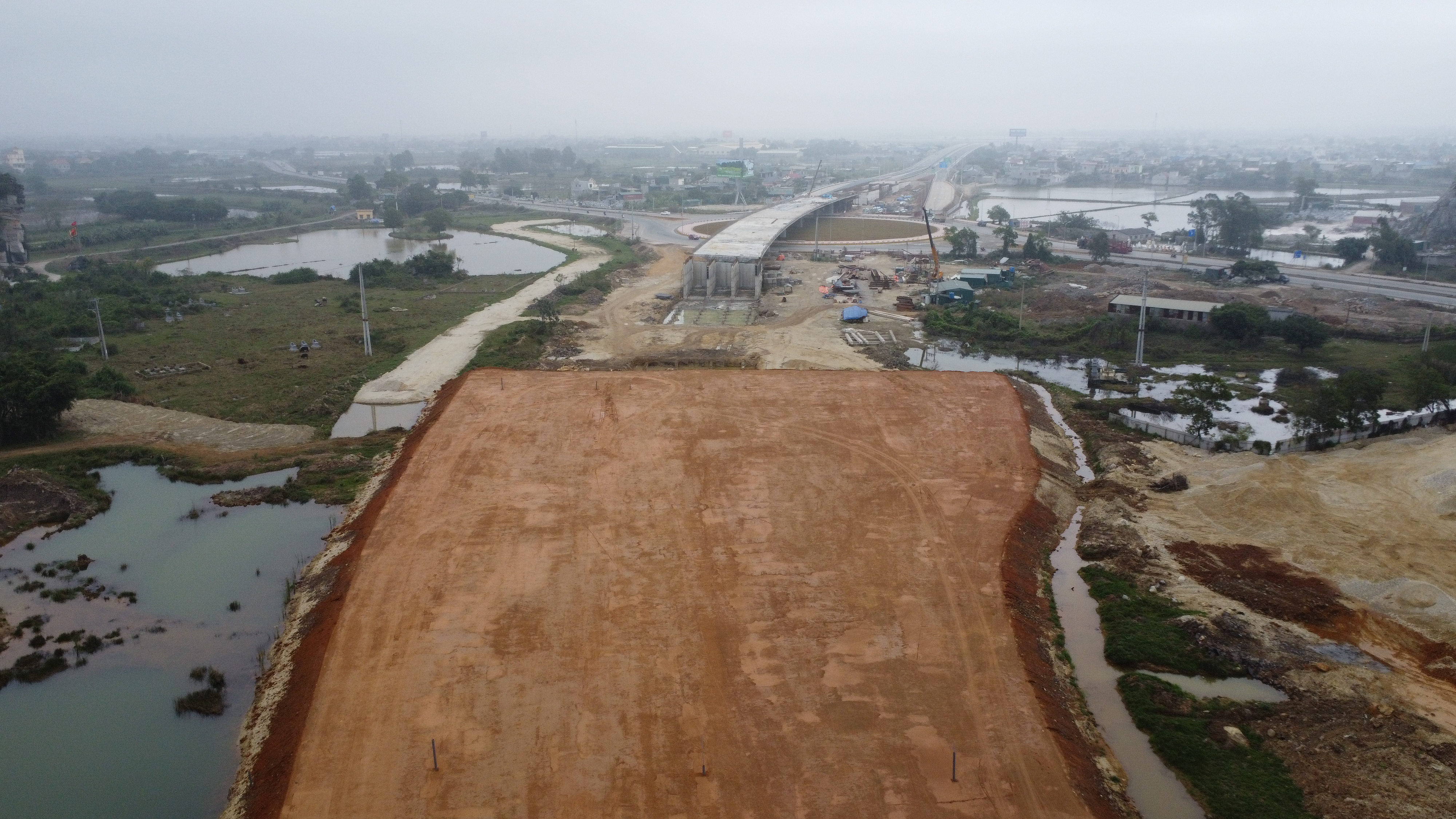 Có nên xây cầu cạn tại nơi đất yếu khi xây dựng đường cao tốc