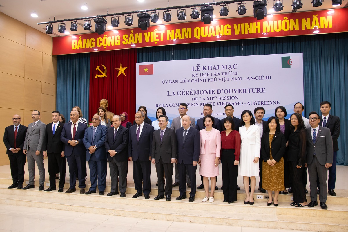Khai mạc Kỳ họp lần thứ 12 Ủy ban Liên Chính phủ Việt Nam – Algeria