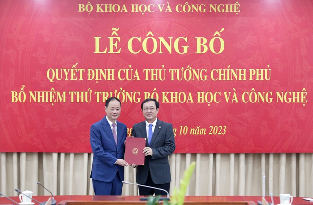 Công bố quyết định bổ nhiệm Thứ trưởng Bộ Khoa học và Công nghệ