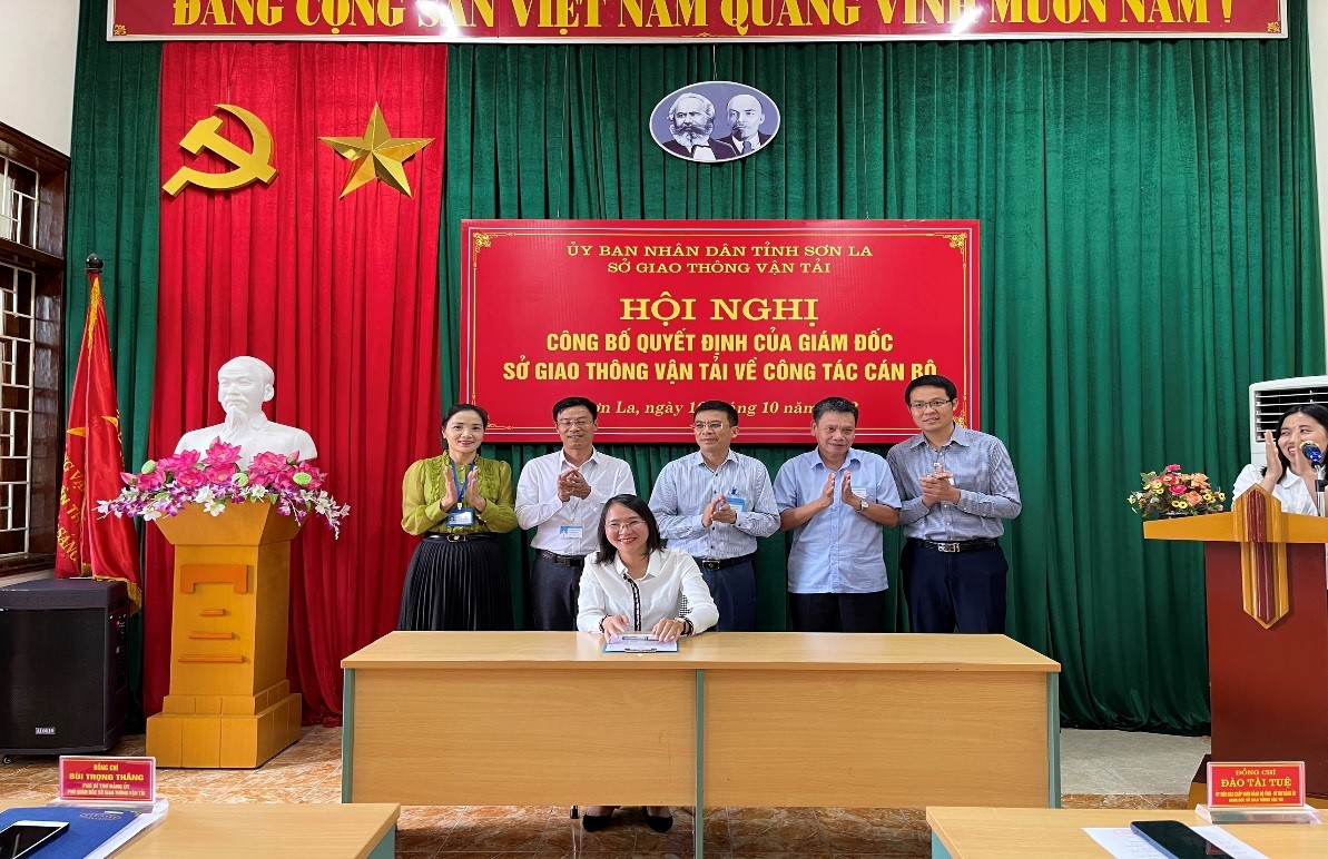 Sơn La Công bố Quyết định của Giám đốc Sở Giao thông vận tải về công tác cán bộ