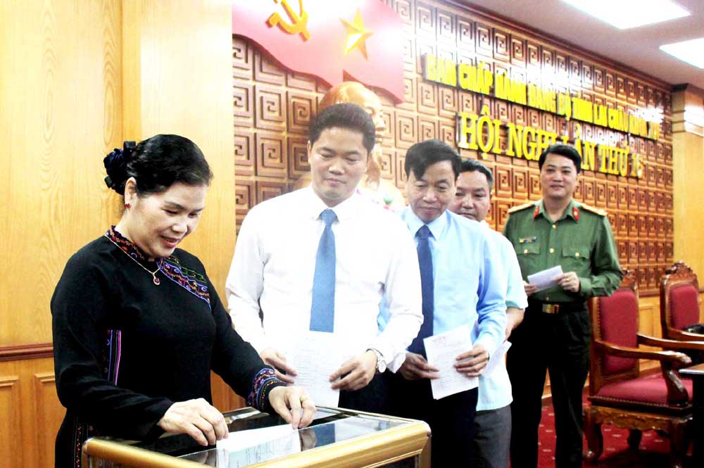 Lai Châu Tập trung lãnh, chỉ đạo quyết liệt các chỉ tiêu còn đạt thấp