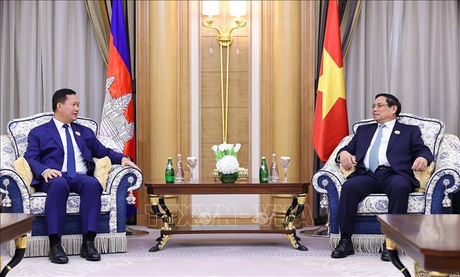 Thủ tướng Phạm Minh Chính gặp Thủ tướng Campuchia Hun Manet