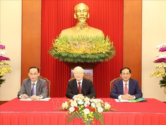 Thúc đẩy quan hệ Đối tác chiến lược Việt Nam - Pháp