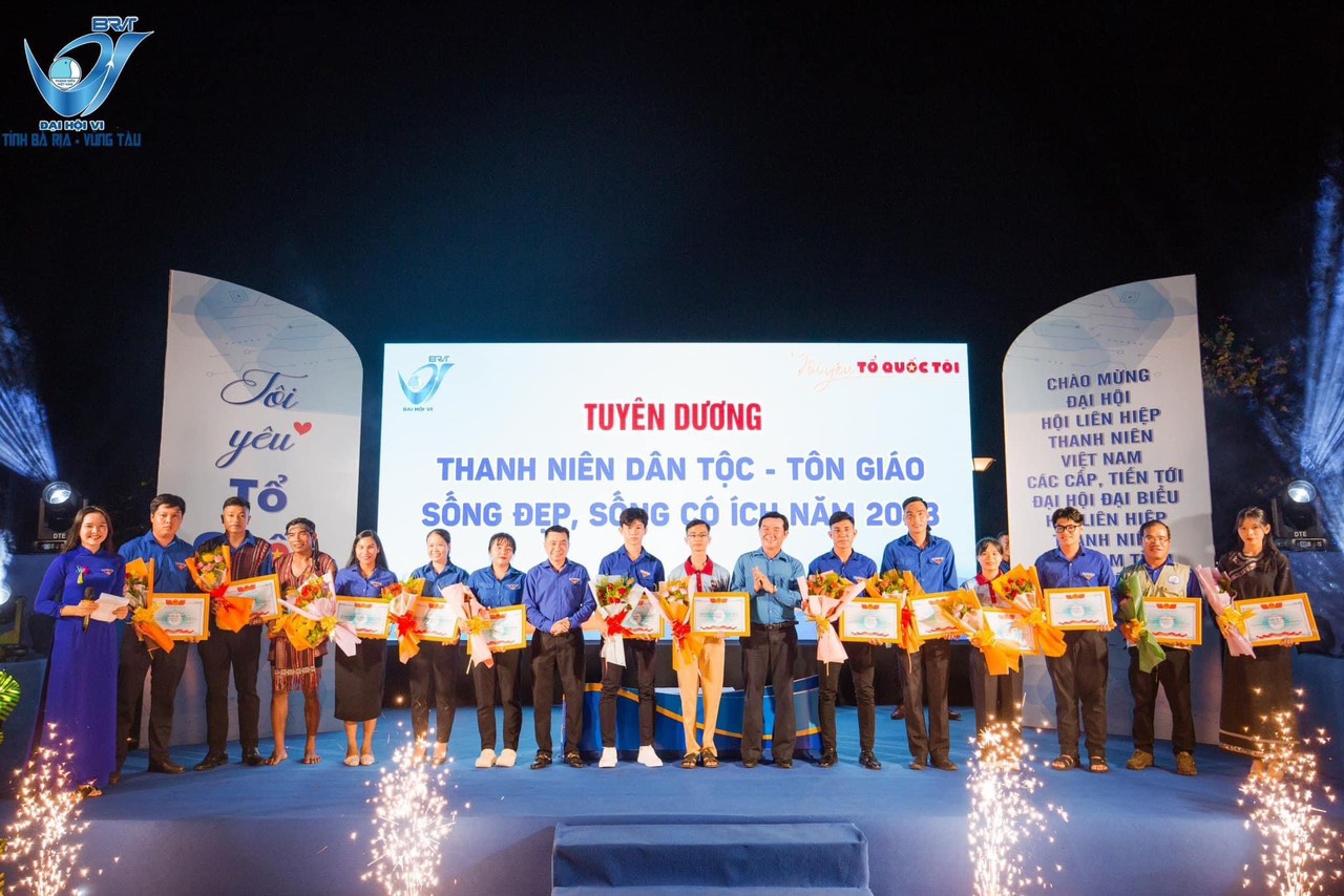 Phát huy tinh thần xung kích, sáng tạo của thanh niên