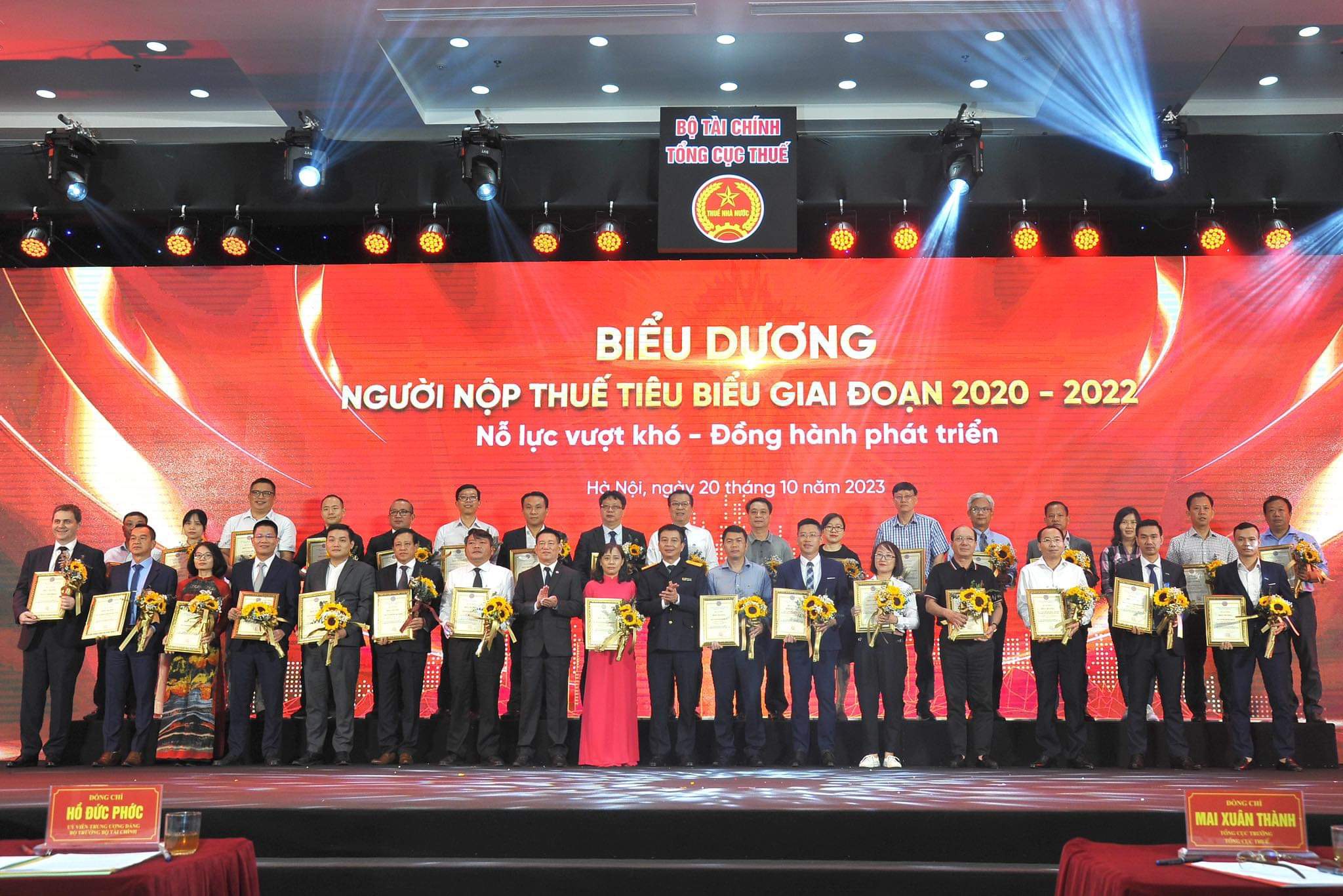 Vinh danh 138 doanh nghiệp đóng góp cho thu ngân sách