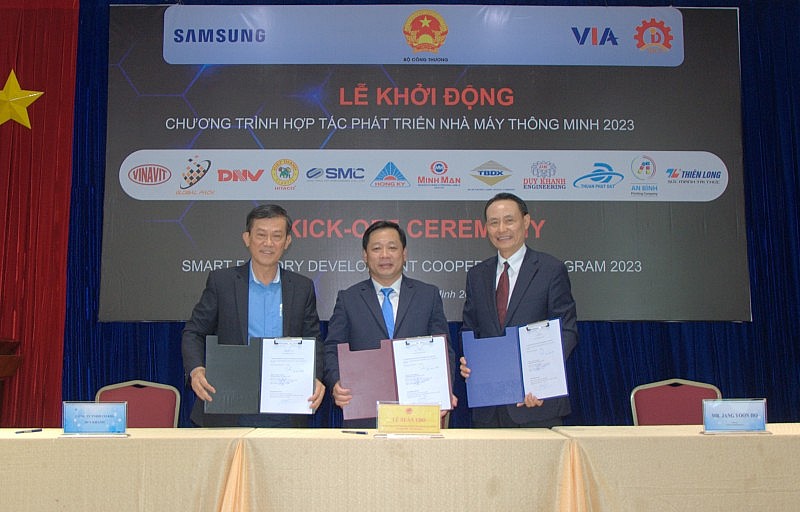 Samsung hỗ trợ doanh nghiệp phát triển nhà máy thông minh