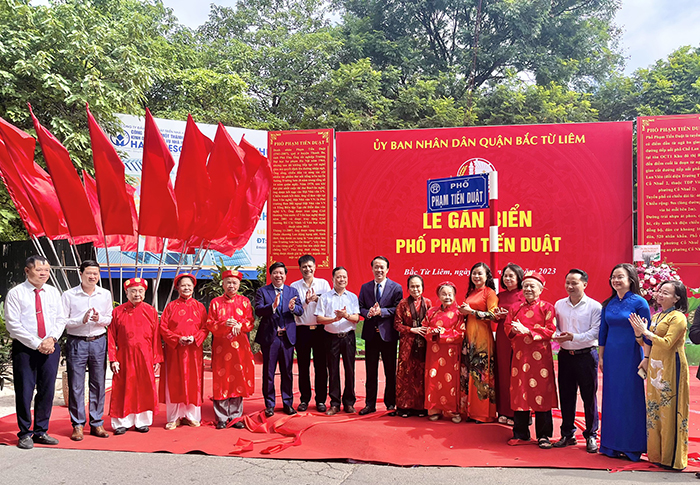Hà Nội Đặt tên, gắn biển 4 tuyến đường mới tại quận Bắc Từ Liêm