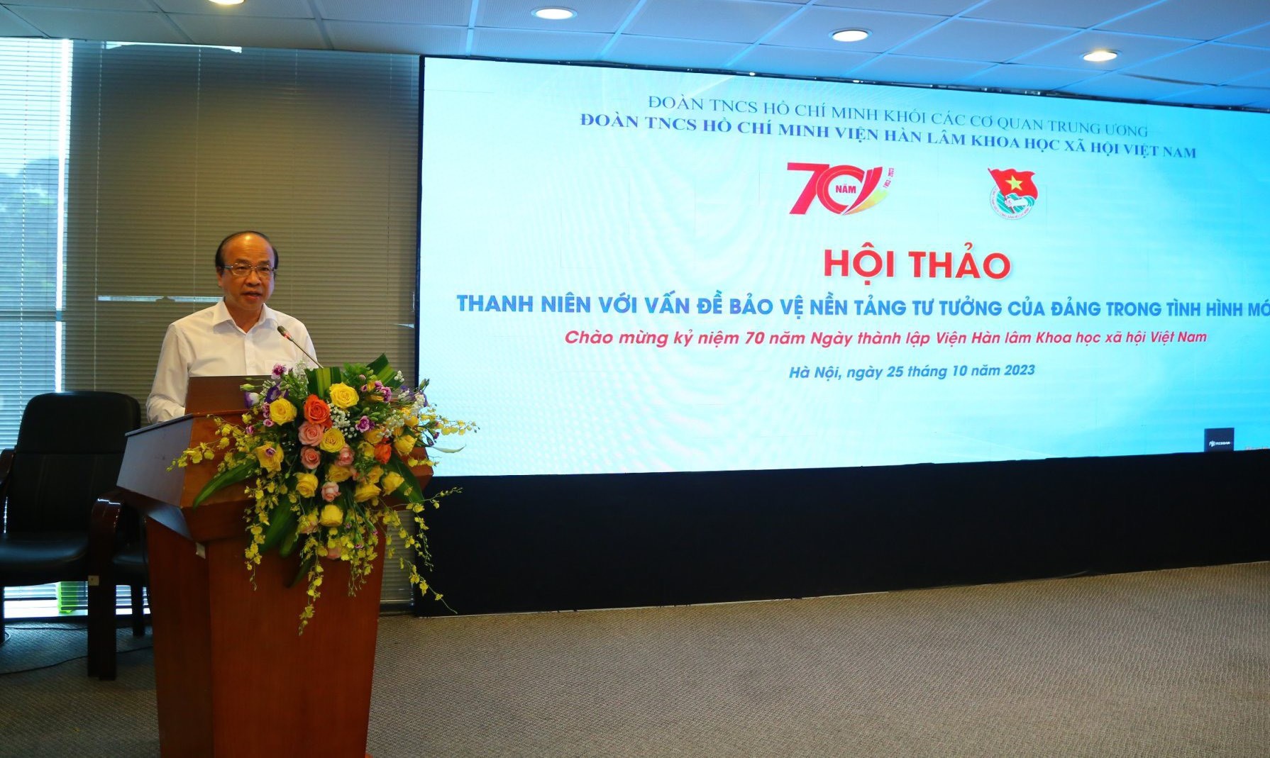 Thanh niên với vấn đề bảo vệ nền tảng tư tưởng của Đảng trong tình hình mới