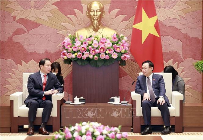 Tạo hành lang pháp lý thuận lợi cho các hoạt động đầu tư tại Việt Nam