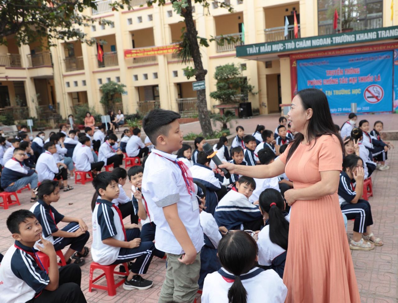 Nâng cao nhận thức của giáo viên, học sinh về phòng chống tác hại của thuốc lá