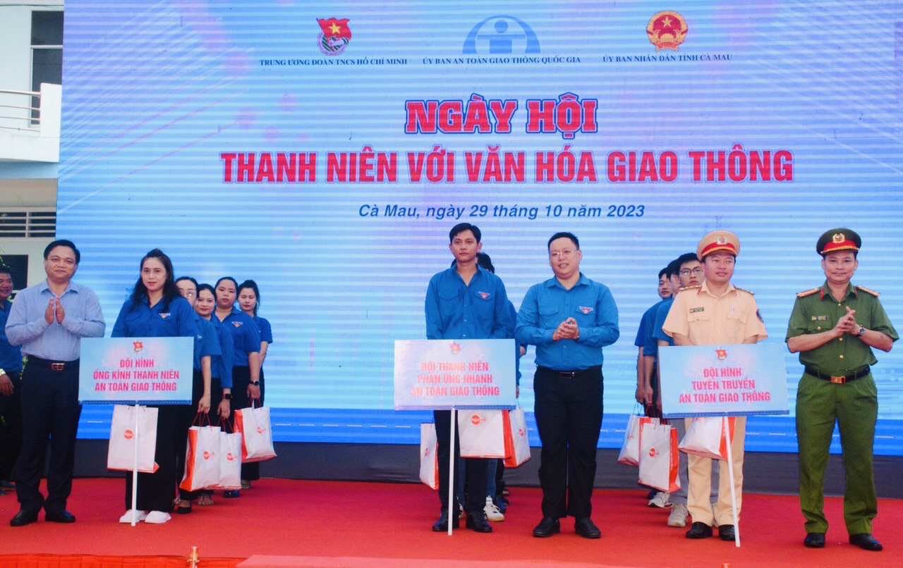 Cà Mau Ngày hội Thanh niên với văn hóa giao thông năm 2023