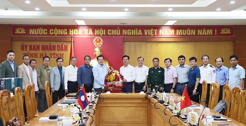 Đưa quan hệ hợp tác toàn diện Hà Tĩnh - Khăm Muộn Lào đi vào chiều sâu
