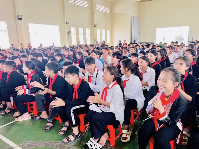 Ra mắt câu lạc bộ “Thủ lĩnh của sự thay đổi” tại trường có trên 91 học sinh là người dân tộc thiểu số