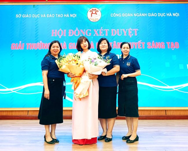 Cô giáo, đảng viên trẻ nhiệt tình, tâm huyết trong đổi mới sáng tạo giảng dạy