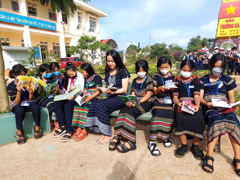 Di Linh bảo tồn và phát huy giá trị văn hóa DTTS bắt đầu từ trường học