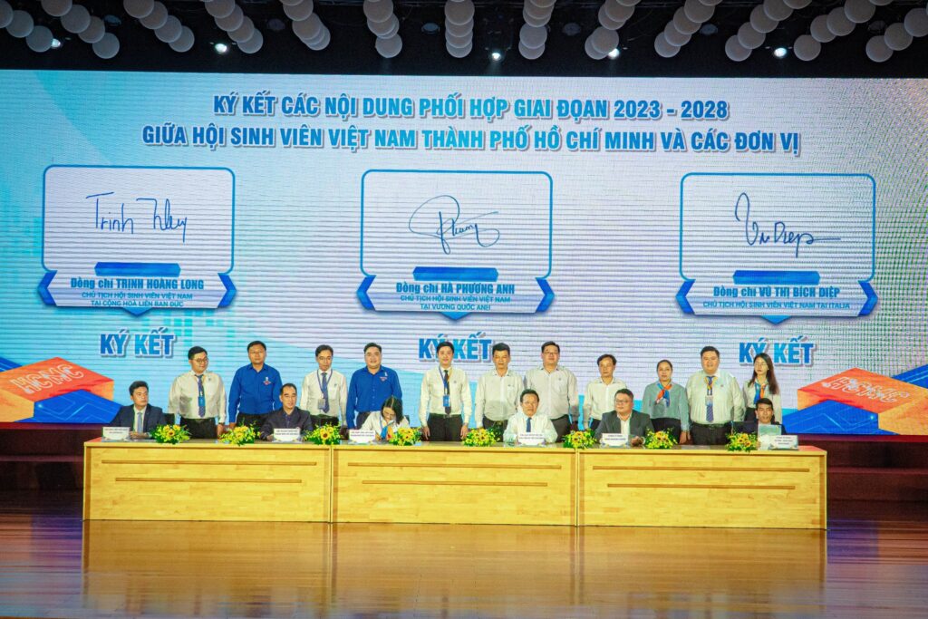 Đồng chí Trần Thu Hà đắc cử Chủ tịch Hội Sinh viên TP Hồ Chí Minh khóa VII