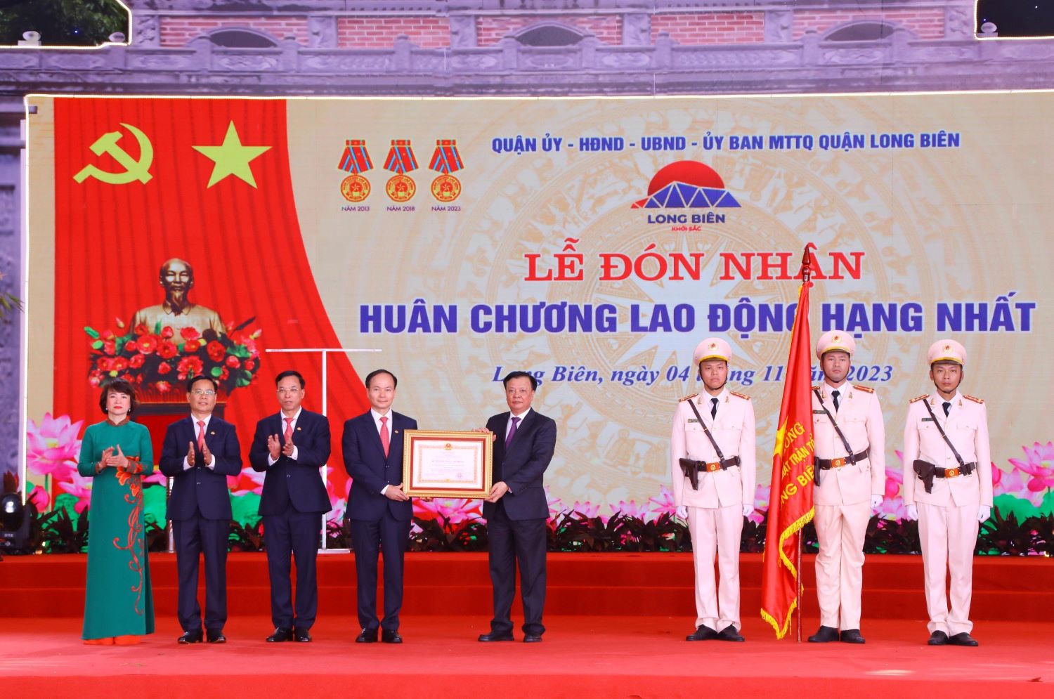 Hà Nội Đoàn kết, dân chủ, kỷ cương, sáng tạo đưa Long Biên phát triển hiện đại thông minh
