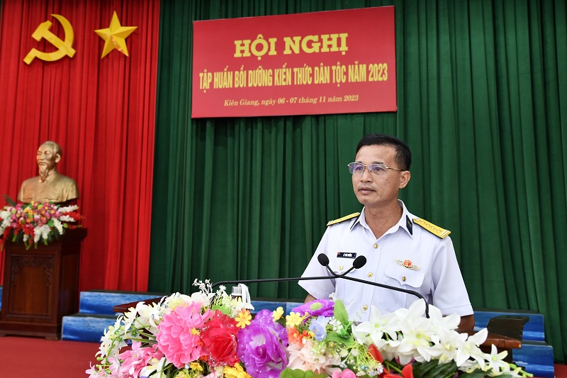 Vùng 5 Hải quân Nâng cao kiến thức về công tác dân tộc