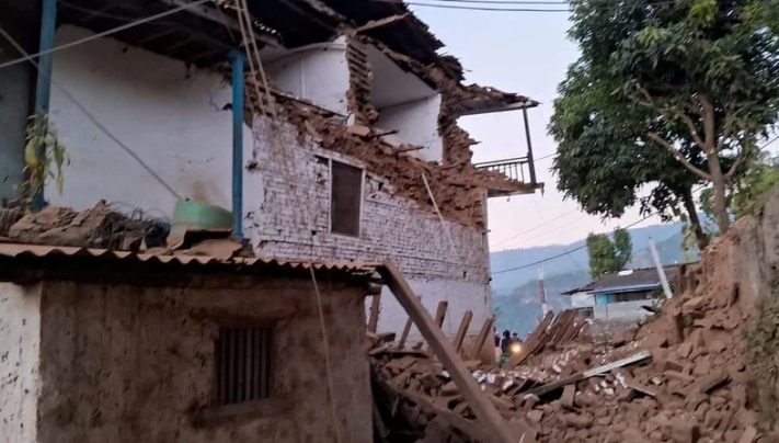 Nepal liên tiếp hứng chịu động đất