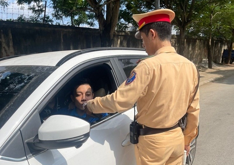 Hải Phòng Tăng cường bảo đảm trật tự an toàn giao thông dịp cuối năm