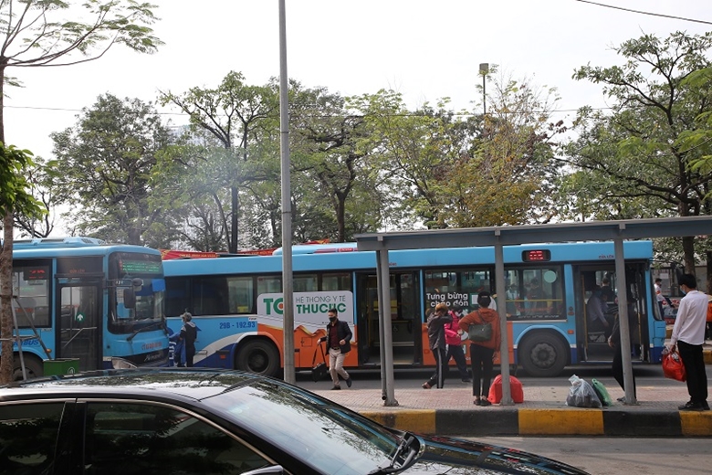 Hà Nội Sắp thí điểm thanh toán không dùng tiền mặt trên xe buýt