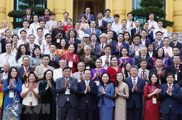 Hoàn thiện cơ chế, chính sách thúc đẩy phát triển làng nghề ở Việt Nam